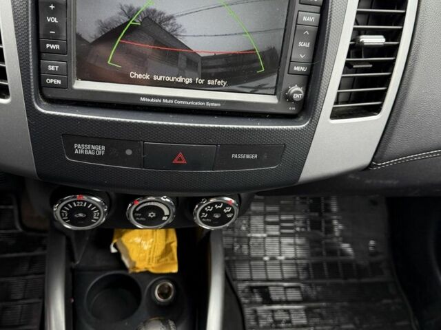 Синій Міцубісі Аутлендер, об'ємом двигуна 0 л та пробігом 350 тис. км за 6500 $, фото 14 на Automoto.ua