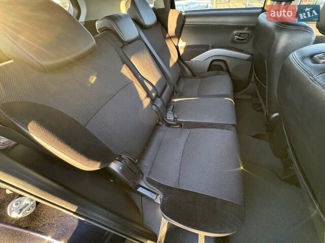 Синий Мицубиси Аутлендер, объемом двигателя 2.2 л и пробегом 192 тыс. км за 13490 $, фото 25 на Automoto.ua