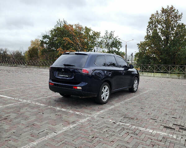 Мицубиси Аутлендер 2012 в Харькове на Automoto.ua Синий Мицубиси Аутлендер, объемом двигателя 2 л и пробегом 314 тыс. км за 11800 $, фото 5 на Automoto.ua