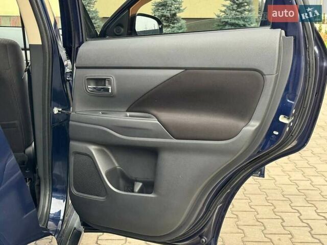 Синій Міцубісі Аутлендер, об'ємом двигуна 2.2 л та пробігом 246 тис. км за 13200 $, фото 42 на Automoto.ua