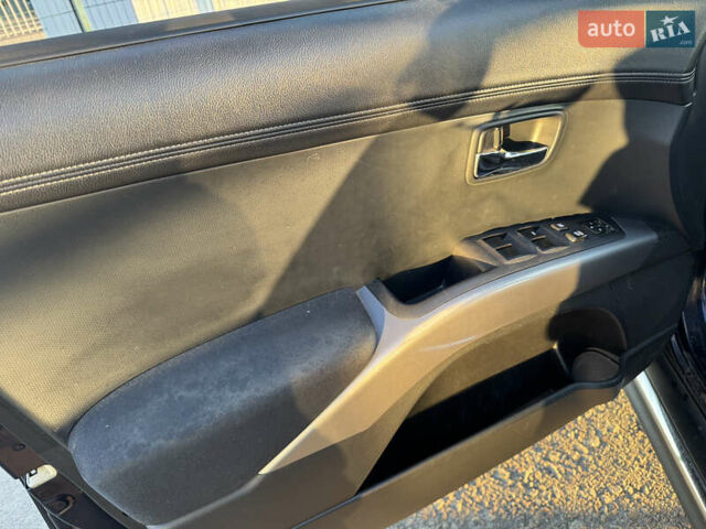 Синий Мицубиси Аутлендер, объемом двигателя 2.2 л и пробегом 192 тыс. км за 13490 $, фото 13 на Automoto.ua