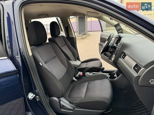 Синій Міцубісі Аутлендер, об'ємом двигуна 2.2 л та пробігом 246 тис. км за 13200 $, фото 34 на Automoto.ua