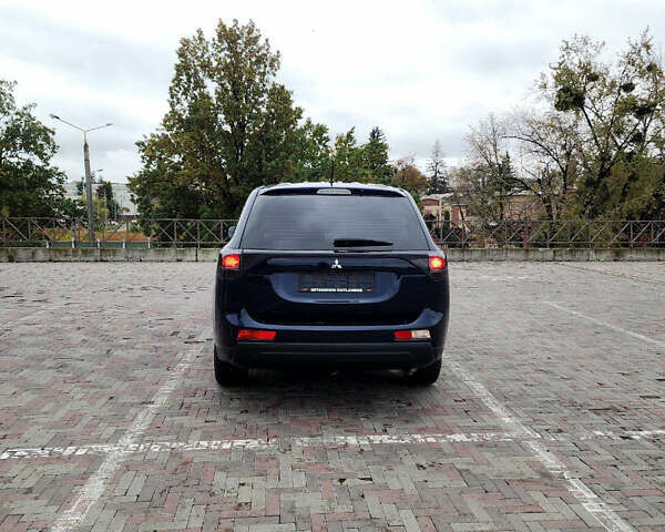 Мицубиси Аутлендер 2012 в Харькове на Automoto.ua Синий Мицубиси Аутлендер, объемом двигателя 2 л и пробегом 314 тыс. км за 11800 $, фото 6 на Automoto.ua