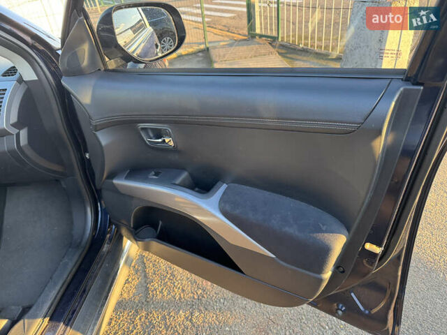 Синий Мицубиси Аутлендер, объемом двигателя 2.2 л и пробегом 192 тыс. км за 12990 $, фото 26 на Automoto.ua