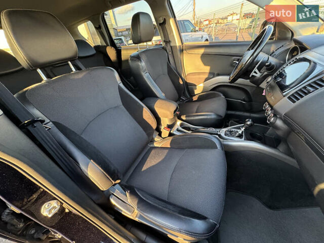 Синий Мицубиси Аутлендер, объемом двигателя 2.2 л и пробегом 192 тыс. км за 13490 $, фото 27 на Automoto.ua