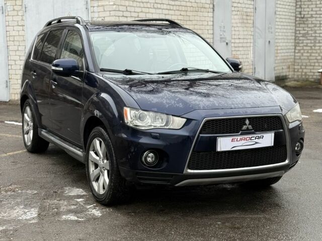 Синій Міцубісі Аутлендер, об'ємом двигуна 0 л та пробігом 350 тис. км за 6500 $, фото 2 на Automoto.ua