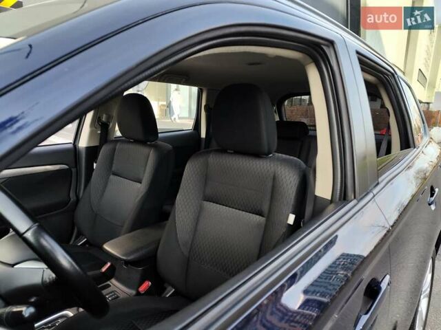 Синій Міцубісі Аутлендер, об'ємом двигуна 2.4 л та пробігом 213 тис. км за 10990 $, фото 3 на Automoto.ua