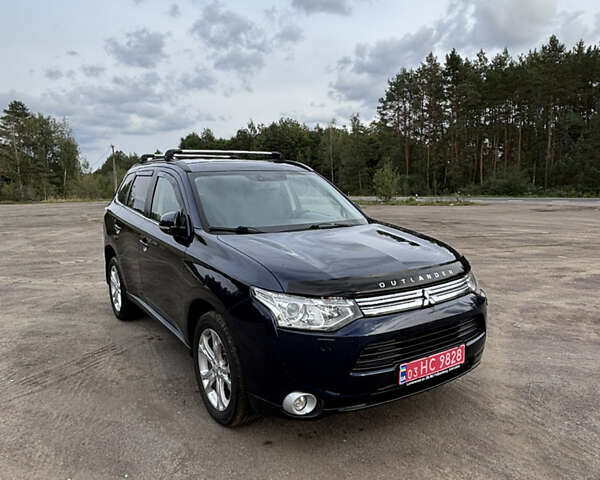 Синій Міцубісі Аутлендер, об'ємом двигуна 2.3 л та пробігом 230 тис. км за 11950 $, фото 4 на Automoto.ua