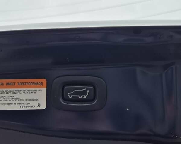 Синій Міцубісі Аутлендер, об'ємом двигуна 2.36 л та пробігом 183 тис. км за 14000 $, фото 7 на Automoto.ua