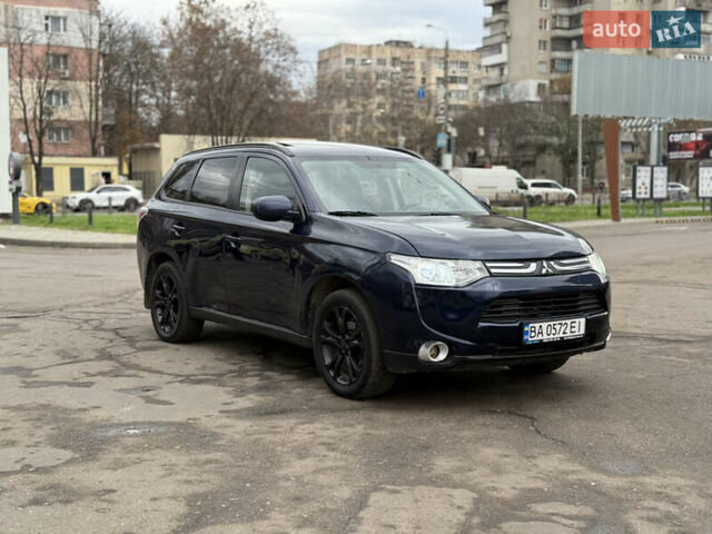 Синій Міцубісі Аутлендер, об'ємом двигуна 2.4 л та пробігом 212 тис. км за 10000 $, фото 2 на Automoto.ua