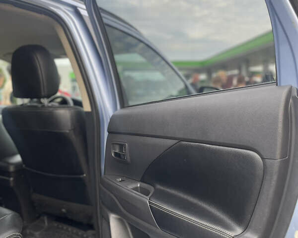 Синій Міцубісі Аутлендер, об'ємом двигуна 2 л та пробігом 155 тис. км за 14999 $, фото 15 на Automoto.ua