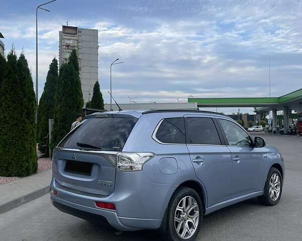 Синій Міцубісі Аутлендер, об'ємом двигуна 2 л та пробігом 155 тис. км за 14999 $, фото 2 на Automoto.ua