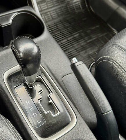 Синий Мицубиси Аутлендер, объемом двигателя 2 л и пробегом 218 тыс. км за 12550 $, фото 25 на Automoto.ua