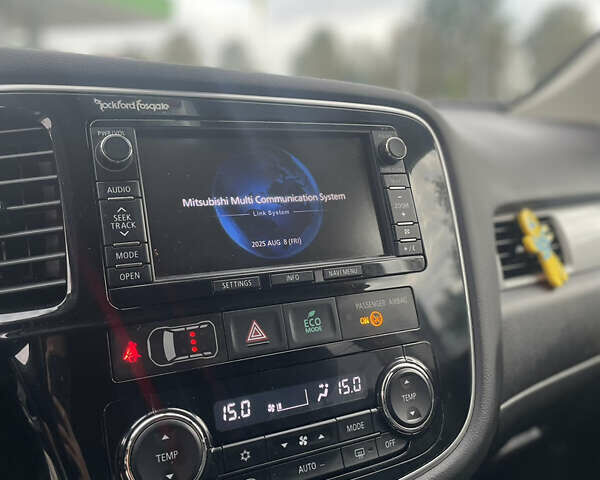 Синій Міцубісі Аутлендер, об'ємом двигуна 2 л та пробігом 155 тис. км за 14999 $, фото 23 на Automoto.ua