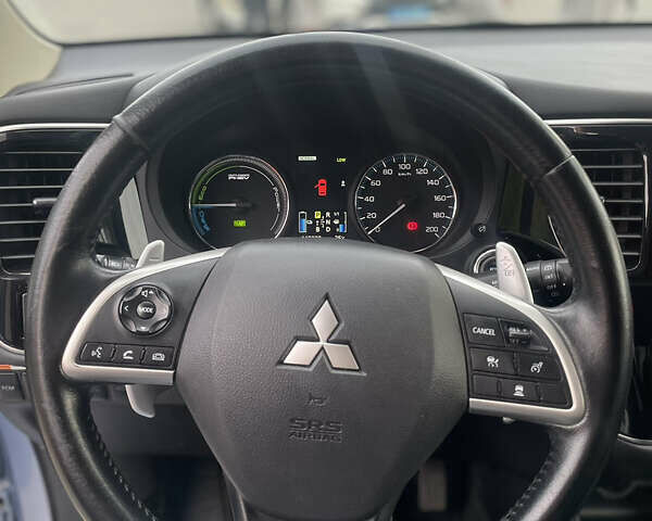 Синій Міцубісі Аутлендер, об'ємом двигуна 2 л та пробігом 155 тис. км за 14999 $, фото 21 на Automoto.ua