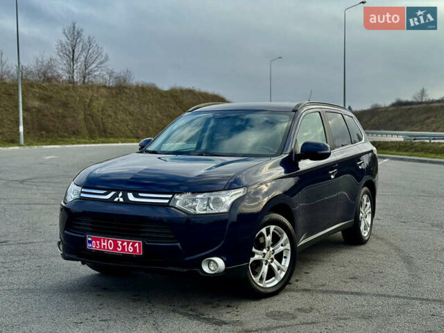 Синий Мицубиси Аутлендер, объемом двигателя 2 л и пробегом 218 тыс. км за 12550 $, фото 5 на Automoto.ua