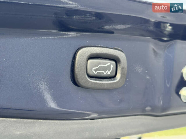Синий Мицубиси Аутлендер, объемом двигателя 2 л и пробегом 218 тыс. км за 12550 $, фото 45 на Automoto.ua