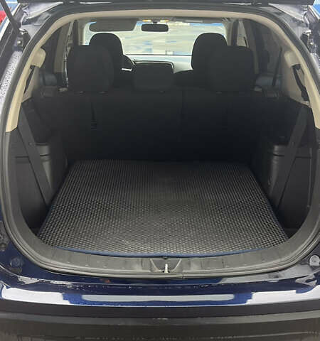 Синий Мицубиси Аутлендер, объемом двигателя 2.36 л и пробегом 203 тыс. км за 14200 $, фото 7 на Automoto.ua