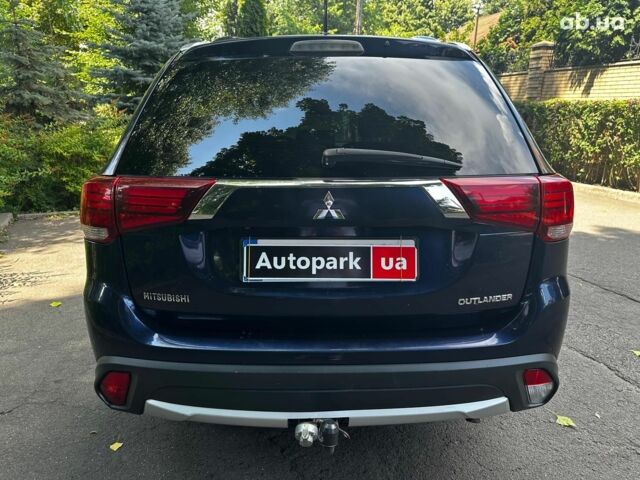 Синій Міцубісі Аутлендер, об'ємом двигуна 2 л та пробігом 238 тис. км за 15990 $, фото 5 на Automoto.ua
