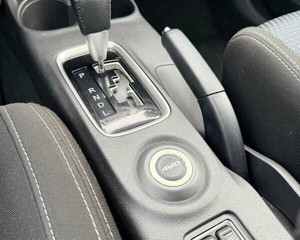 Синий Мицубиси Аутлендер, объемом двигателя 3 л и пробегом 123 тыс. км за 15900 $, фото 18 на Automoto.ua