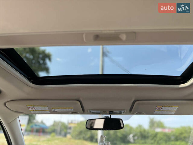 Синий Мицубиси Аутлендер, объемом двигателя 3 л и пробегом 157 тыс. км за 15000 $, фото 27 на Automoto.ua