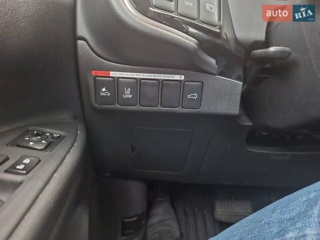 Синий Мицубиси Аутлендер, объемом двигателя 3 л и пробегом 93 тыс. км за 21500 $, фото 21 на Automoto.ua