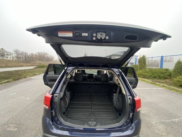 Синий Мицубиси Аутлендер, объемом двигателя 3 л и пробегом 120 тыс. км за 14500 $, фото 15 на Automoto.ua