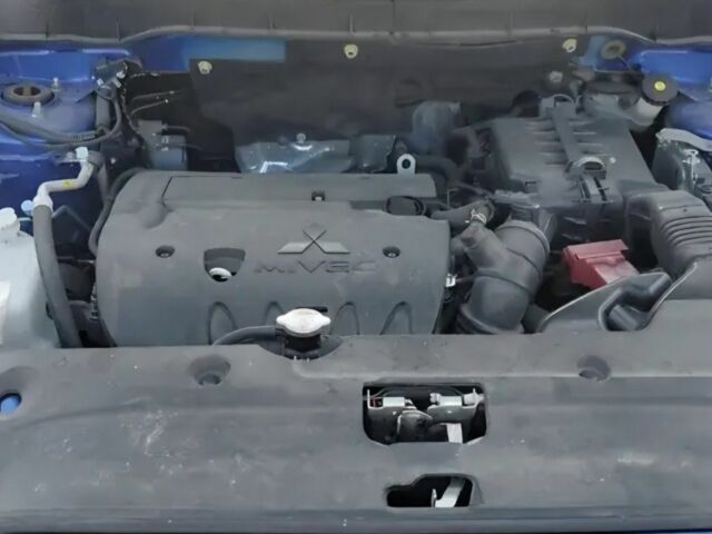 Синій Міцубісі Аутлендер, об'ємом двигуна 0 л та пробігом 2 тис. км за 15000 $, фото 5 на Automoto.ua