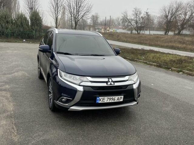 Синий Мицубиси Аутлендер, объемом двигателя 3 л и пробегом 120 тыс. км за 14500 $, фото 4 на Automoto.ua