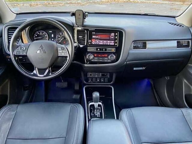 Синий Мицубиси Аутлендер, объемом двигателя 2.4 л и пробегом 71 тыс. км за 11800 $, фото 11 на Automoto.ua