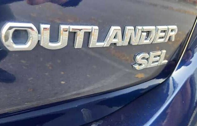 Синий Мицубиси Аутлендер, объемом двигателя 2.4 л и пробегом 71 тыс. км за 11800 $, фото 9 на Automoto.ua