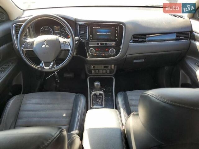 Синий Мицубиси Аутлендер, объемом двигателя 2.36 л и пробегом 187 тыс. км за 2900 $, фото 7 на Automoto.ua