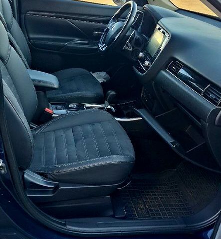 Синій Міцубісі Аутлендер, об'ємом двигуна 2.4 л та пробігом 67 тис. км за 24000 $, фото 8 на Automoto.ua