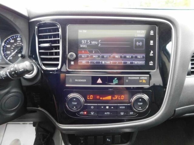 Синий Мицубиси Аутлендер, объемом двигателя 2.4 л и пробегом 37 тыс. км за 9400 $, фото 8 на Automoto.ua