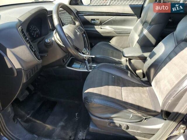 Синий Мицубиси Аутлендер, объемом двигателя 2.36 л и пробегом 187 тыс. км за 2900 $, фото 6 на Automoto.ua