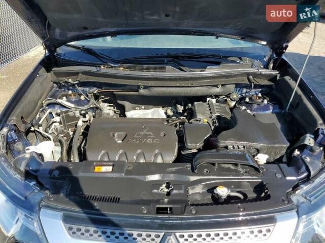 Синий Мицубиси Аутлендер, объемом двигателя 2.36 л и пробегом 187 тыс. км за 2900 $, фото 11 на Automoto.ua