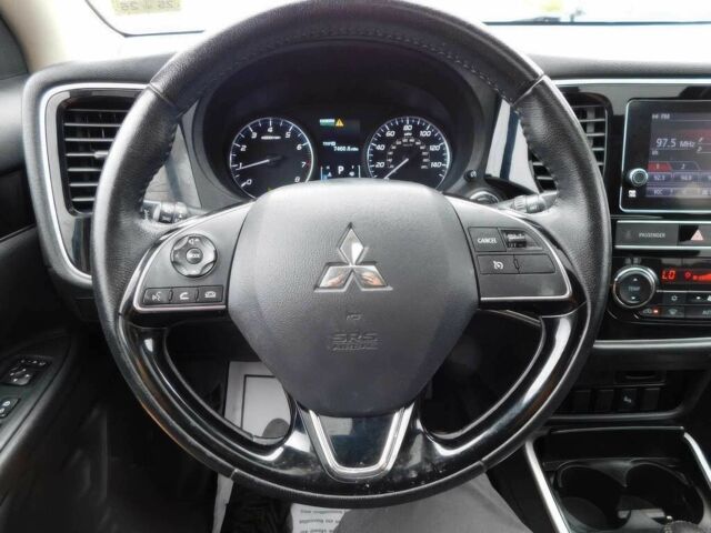 Міцубісі Аутлендер 2019 у Чернігові на Automoto.ua Синій Міцубісі Аутлендер, об'ємом двигуна 2.4 л та пробігом 49 тис. км за 4400 $, фото 7 на Automoto.ua