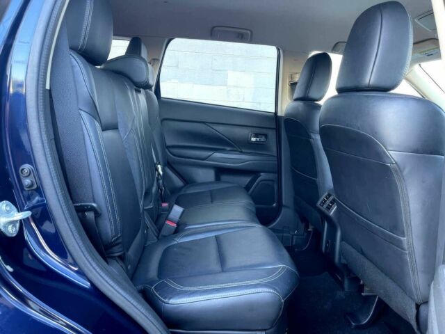 Синій Міцубісі Аутлендер, об'ємом двигуна 2.4 л та пробігом 40 тис. км за 5800 $, фото 8 на Automoto.ua