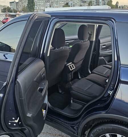 Синий Мицубиси Аутлендер, объемом двигателя 2.4 л и пробегом 106 тыс. км за 16500 $, фото 17 на Automoto.ua