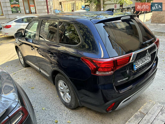 Мицубиси Аутлендер 2020 в Тернополе на Automoto.ua Синий Мицубиси Аутлендер, объемом двигателя 2 л и пробегом 49 тыс. км за 22000 $, фото 11 на Automoto.ua