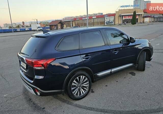 Синий Мицубиси Аутлендер, объемом двигателя 2.4 л и пробегом 106 тыс. км за 16500 $, фото 9 на Automoto.ua