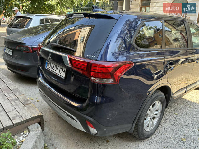 Мицубиси Аутлендер 2020 в Тернополе на Automoto.ua Синий Мицубиси Аутлендер, объемом двигателя 2 л и пробегом 49 тыс. км за 22000 $, фото 7 на Automoto.ua