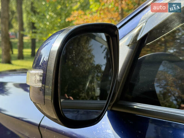 Міцубісі Аутлендер 2021 у Києві на Automoto.ua Синій Міцубісі Аутлендер, об'ємом двигуна 2.36 л та пробігом 70 тис. км за 24000 $, фото 15 на Automoto.ua