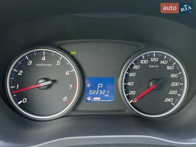 Синий Мицубиси Аутлендер, объемом двигателя 2 л и пробегом 23 тыс. км за 20439 $, фото 10 на Automoto.ua