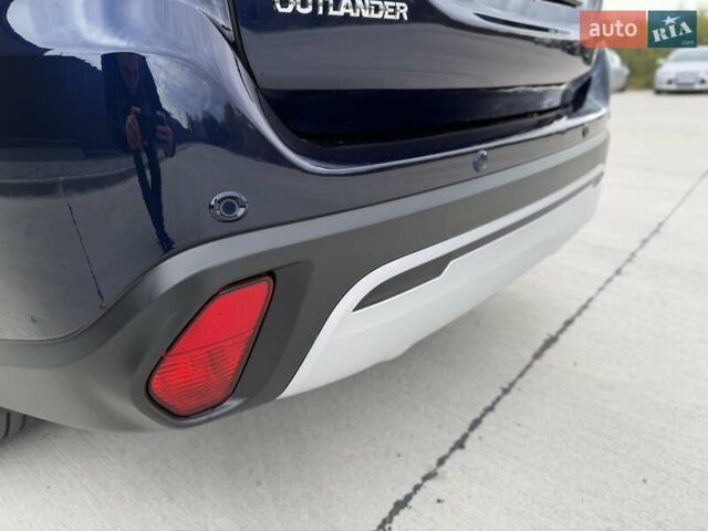 Міцубісі Аутлендер 2021 у Кропивницькому (Кіровограді) на Automoto.ua Синій Міцубісі Аутлендер, об'ємом двигуна 2.4 л та пробігом 85 тис. км за 19950 $, фото 50 на Automoto.ua
