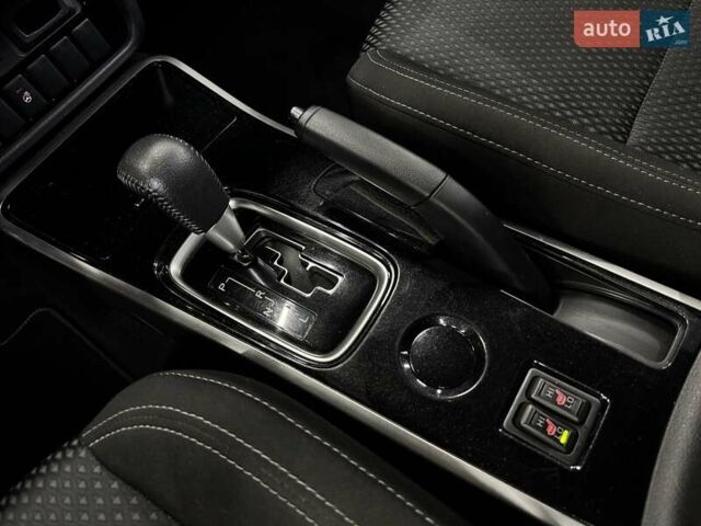 Синий Мицубиси Аутлендер, объемом двигателя 2 л и пробегом 62 тыс. км за 20500 $, фото 35 на Automoto.ua