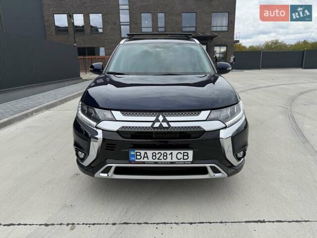 Міцубісі Аутлендер 2021 у Кропивницькому (Кіровограді) на Automoto.ua Синій Міцубісі Аутлендер, об'ємом двигуна 2.4 л та пробігом 85 тис. км за 19950 $, фото 13 на Automoto.ua