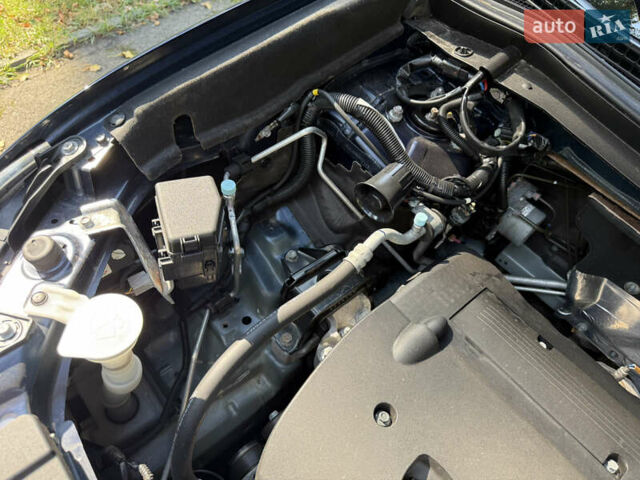 Міцубісі Аутлендер 2021 у Києві на Automoto.ua Синій Міцубісі Аутлендер, об'ємом двигуна 2.36 л та пробігом 70 тис. км за 24000 $, фото 35 на Automoto.ua