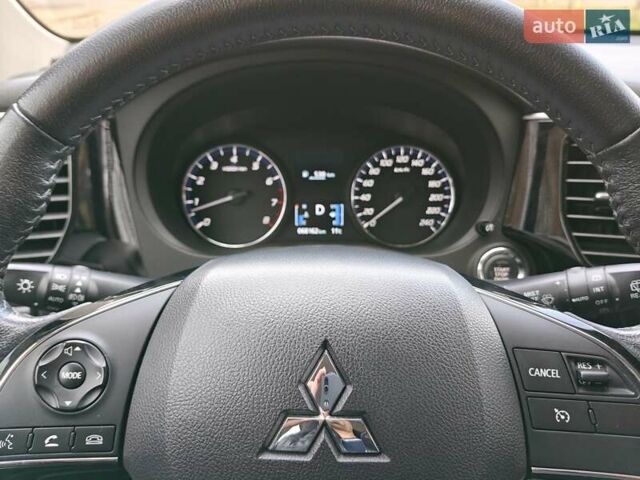 Синий Мицубиси Аутлендер, объемом двигателя 2 л и пробегом 68 тыс. км за 22000 $, фото 34 на Automoto.ua