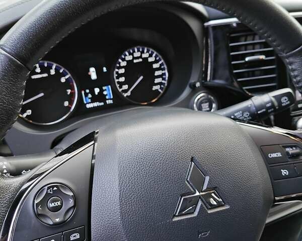 Синий Мицубиси Аутлендер, объемом двигателя 2 л и пробегом 68 тыс. км за 22000 $, фото 20 на Automoto.ua